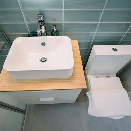 Апартаменты Urban Nest - Stylish In Near Gara De Nord